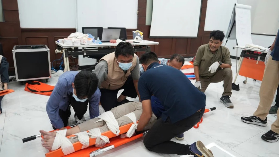 Dukung Zero Accident, PT Pelindo Solusi Logistik Gelar Pelatihan P3K untuk Petugas K3