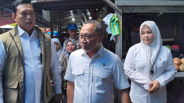 Zulkifli Hasan Pastikan Harga Sembako Makassar Stabil Menjelang Ramadan 2026