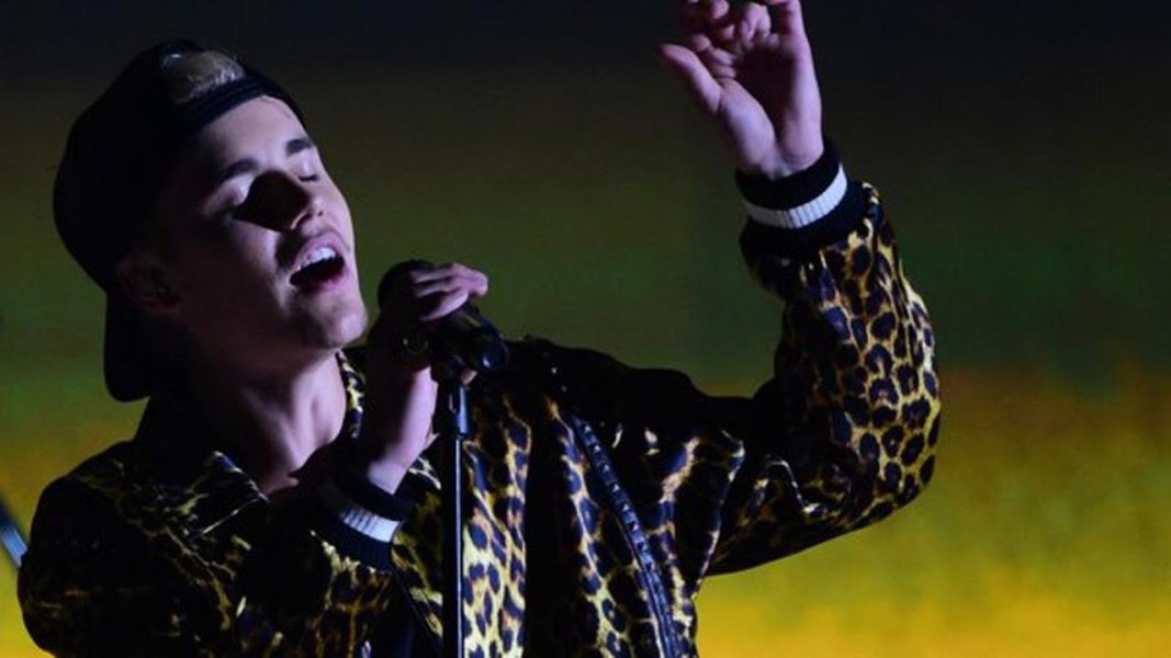 Justin Bieber Kembali Warnai Panggung Grammy Awards 2026