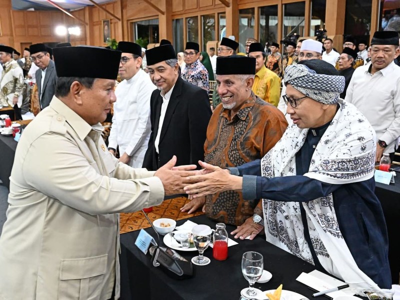 Buya Yahya Ajak Umat Doakan Prabowo di Bulan Ramadan