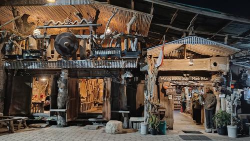 Tempat Makan Tersembunyi di Jogja yang Wajib Dikunjungi 2025