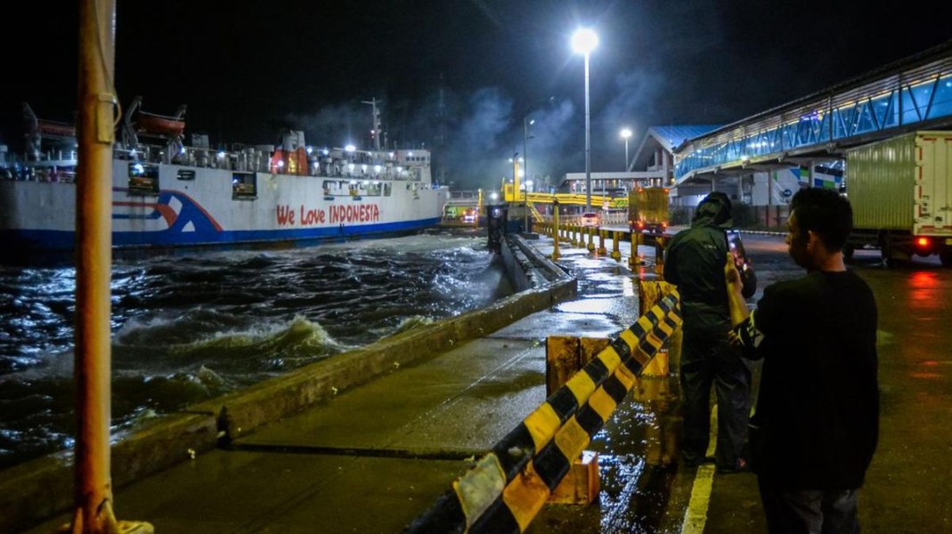 Prakiraan Cuaca Terkini untuk Penyeberangan Merak ke Bakauheni: 23 sampai 24 Desember 2024