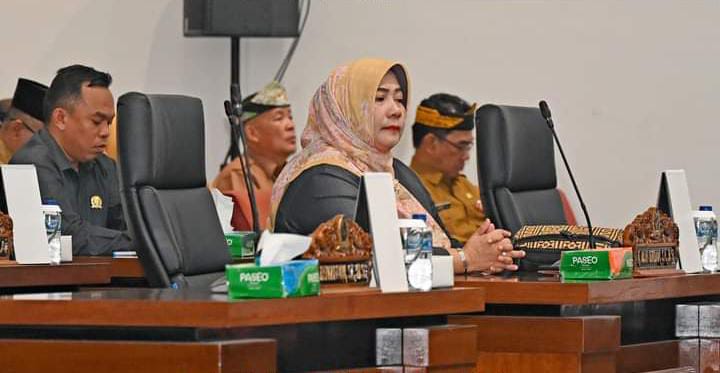 Anggota DPRD Kaltara Aluh Berlian Siap Kawal Pembenahan Jalan Hulu Sungai Kayan yang Rusak Parah