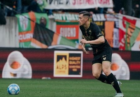 Persaingan Sengit Boyong Jay Idzes di Liga Italia, Presiden Lecce Turun Tangan Langsung