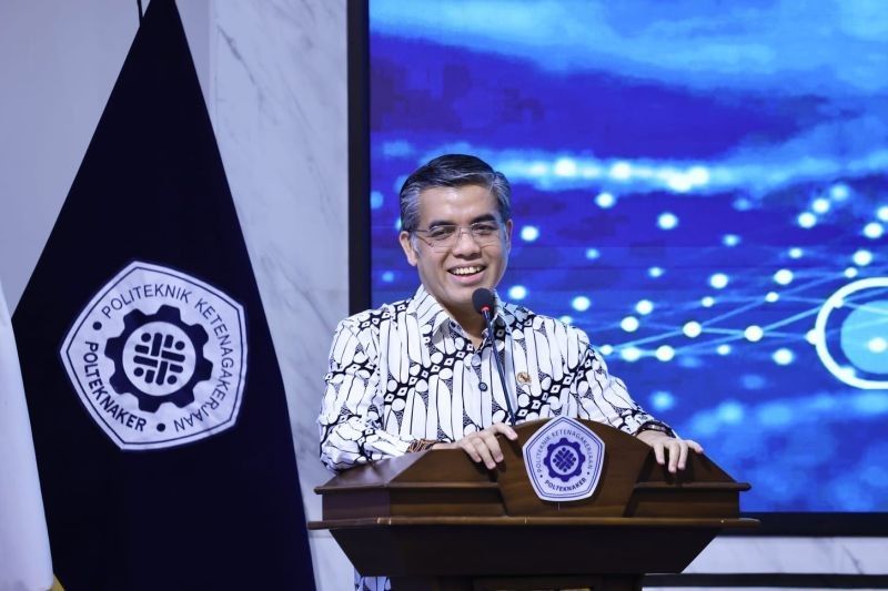 Menaker Dorong Pekerja Indonesia Hadapi Era AI dan Industri Hijau