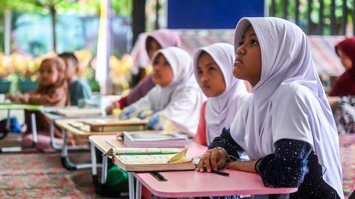 Pemangkasan Anggaran Pendidikan: Tantangan dan Solusinya di Indonesia