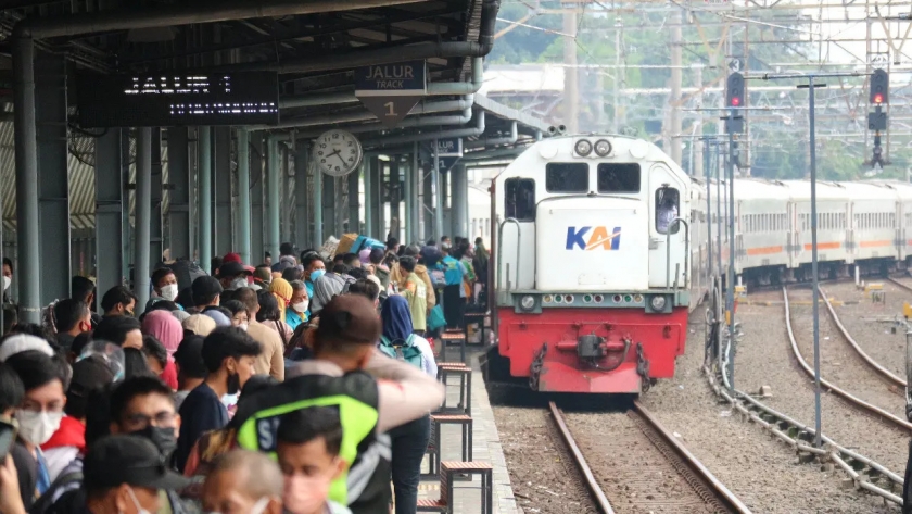 KAI Daop 1 Jakarta Layani Lonjakan Penumpang Libur Sekolah