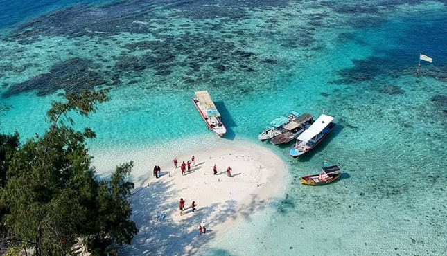 Akhir Tahun 2025: Lima Tempat Liburan Paling Menarik untuk Libur Nataru