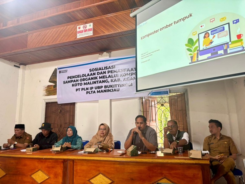 PLN IP UBP Bukittinggi Sosialisasikan Pengelolaan dan Pemanfaatan Sampah Organik Melalui Komposter