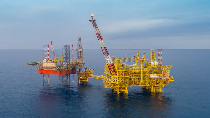 Tren Harga Komoditas Global 2026: Minyak, Timah, CPO Naik, Nikel Turun