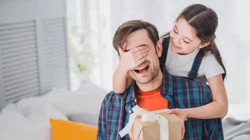 Makna Cinta Ayah bagi Putrinya dan Dampaknya Seumur Hidup