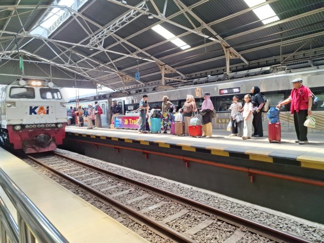 KAI: Tiket Kereta Lebaran 2026 Resmi Dibuka, Ini Jadwal Lengkap dan Kuota Kursi dari Jakarta