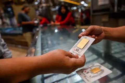 Harga Emas Antam Hari Ini Cetak Rekor Baru