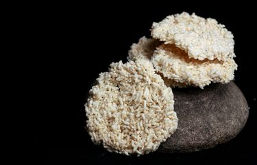 Cara Membuat Kerupuk Rengginang Tipis dari Nasi Sisa Gurih Renyah Tahan Lama