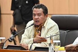 Harga Minyak Dunia 140 Dollar AS Tekan APBN Dorong Evaluasi BBM Nasional