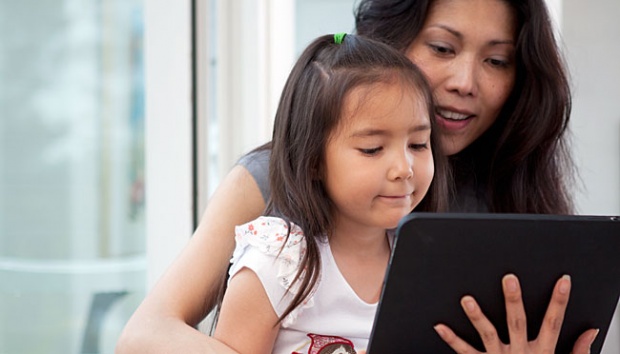 Literasi Digital Orangtua Jadi Kunci Cegah Anak Kecanduan Gadget