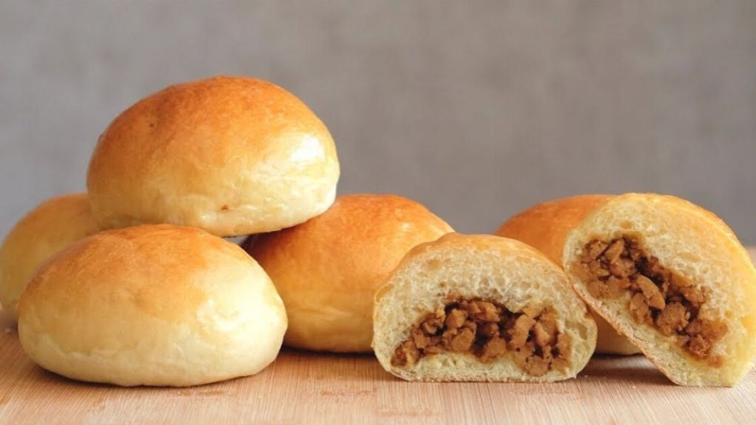 Menu Andalan Holland Bakery dengan Cita Rasa Juara