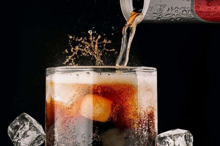 Konsumsi Minuman Bersoda Bisa Tingkatkan Risiko Penyakit Hati Serius