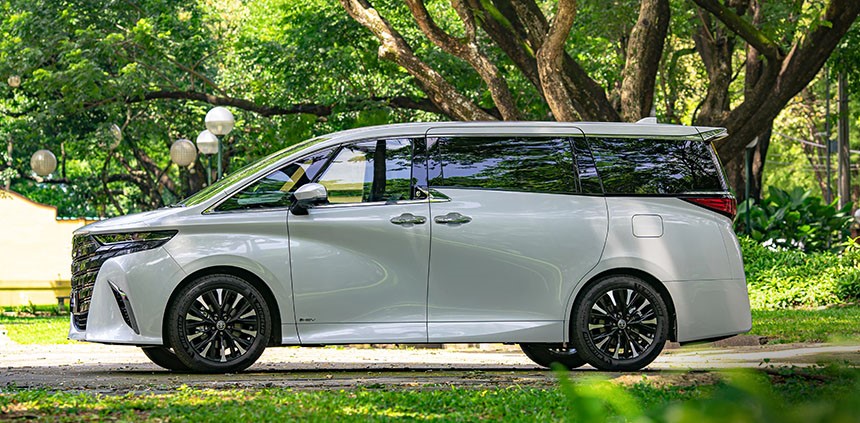 Pilihan Mobil Travel Terbaik 2025 untuk Keluarga Indonesia
