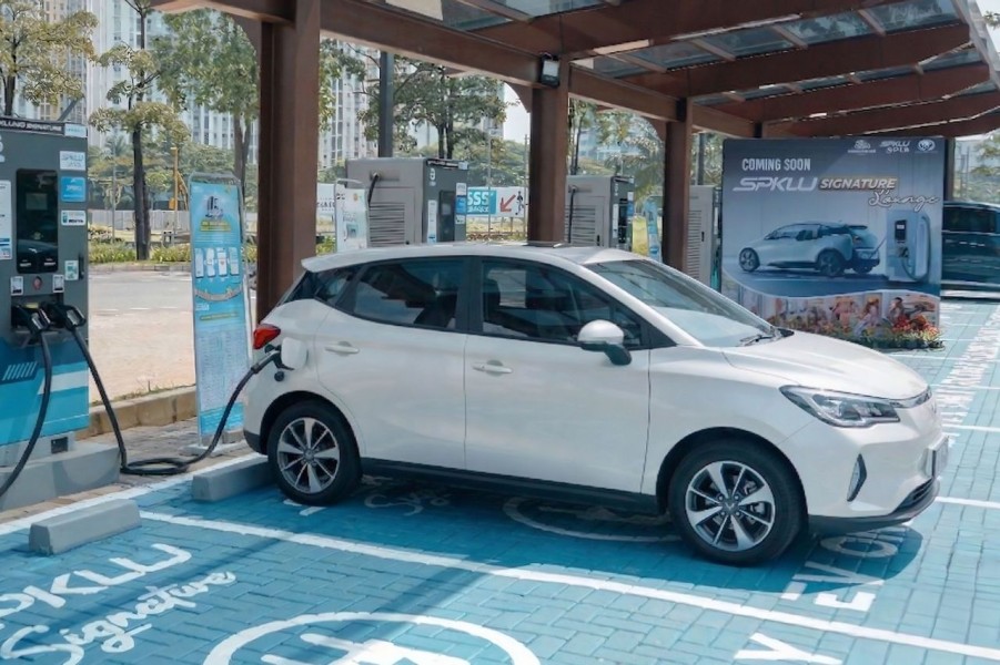 SPKLU Signature 2,7 MVA Resmi Beroperasi Dukung Ekosistem Kendaraan Listrik