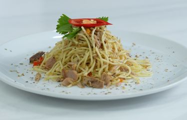 Cara Praktis Membuat Spaghetti Tuna Cabe Rawit Pedas dan Nikmat Ala Rumah