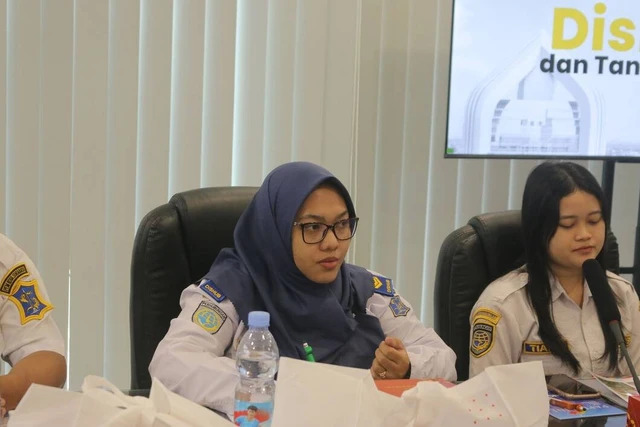 Mahasiswa UNAIR Dorong Transportasi Berkelanjutan