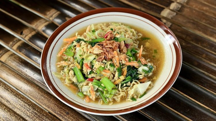 Resep Mie Nyemek Bumbu Uleg Hangat Gurih Favorit Saat Cuaca Dingin