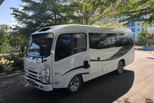 Rekomendasi Mobil Travel Terbaik dan Bagus untuk Keluarga