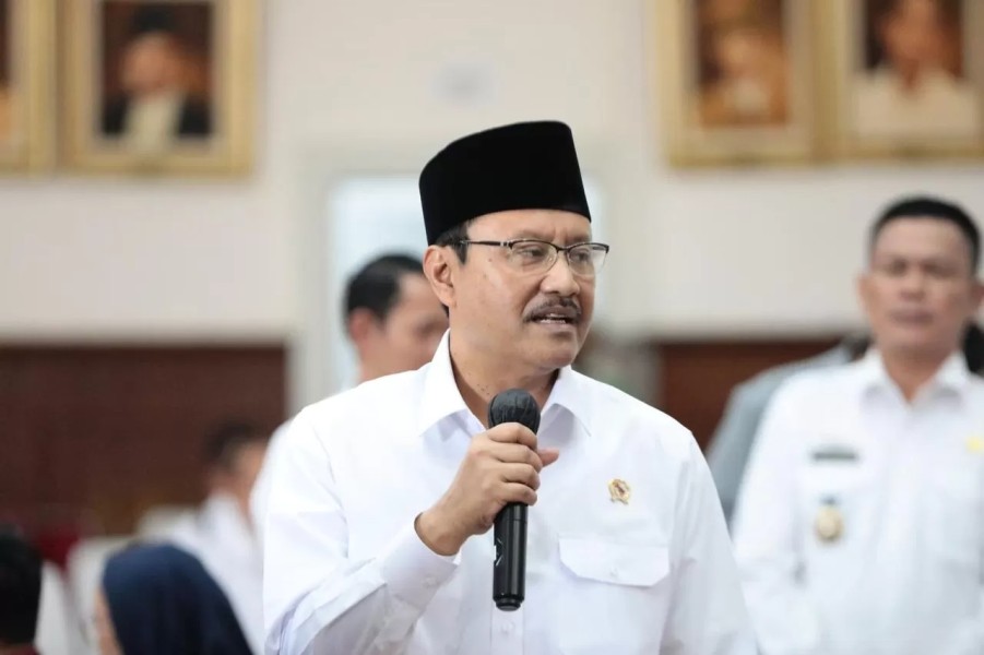 Mensos Jelaskan Alasan Keterlambatan Penyaluran BLT 2025