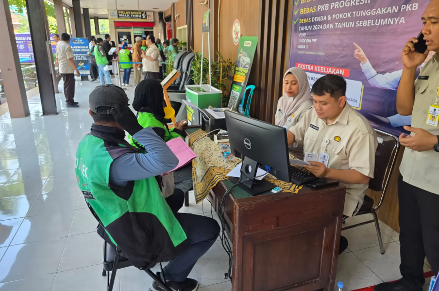 Kendaraan Dapat Keringanan Pajak di Jatim
