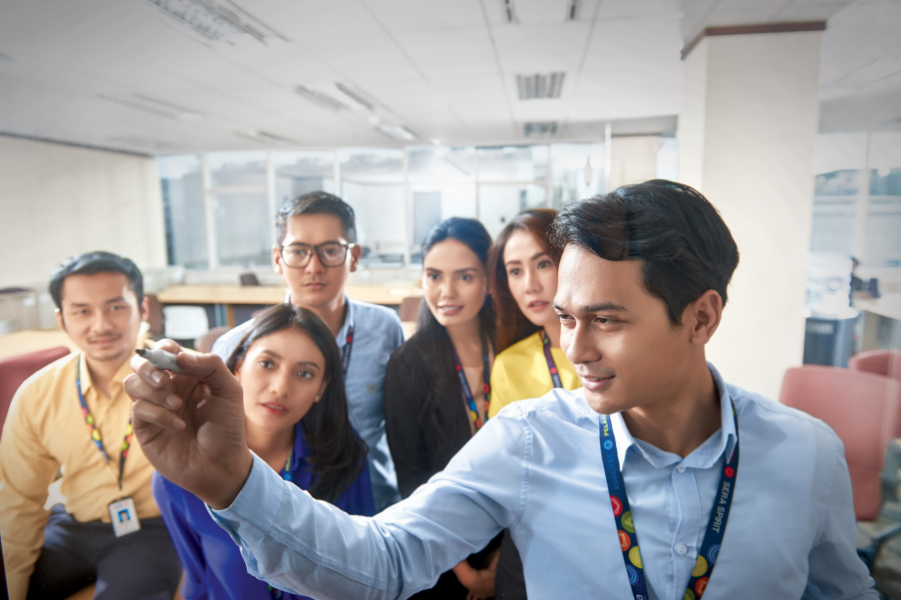 Akselerasi Profesional: Jalur Sukses Bersama Pemimpin Industri Logistik