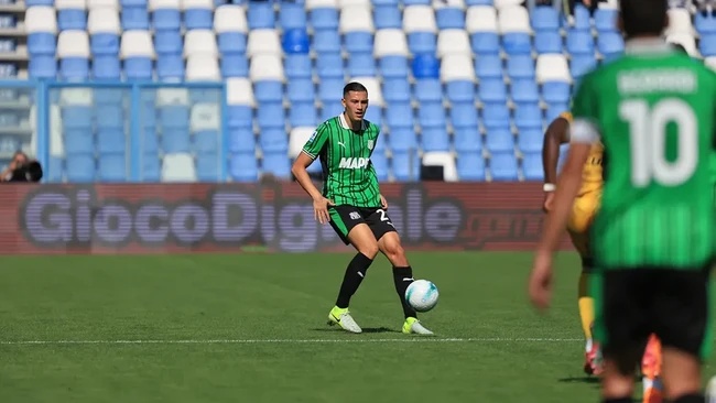 Jay Idzes Tampil Cemerlang, Sassuolo Pertahankan Posisi di Klasemen Liga Italia