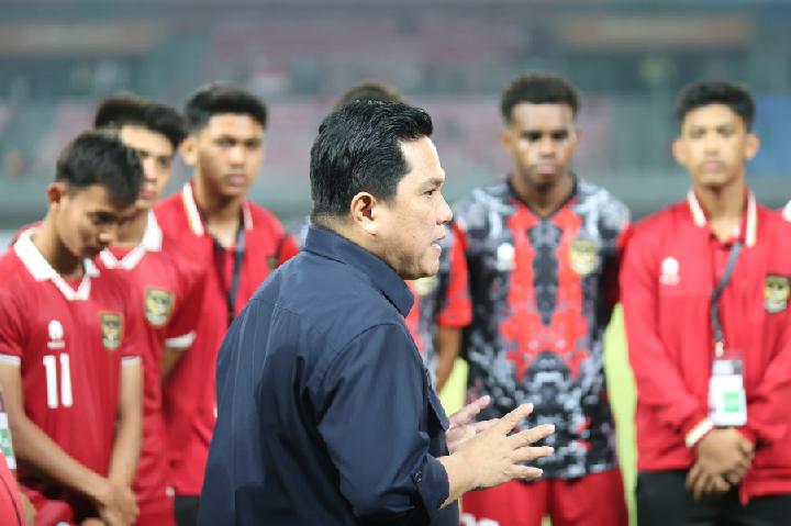 Erick Thohir Percepat Naturalisasi Tiga Pemain Keturunan untuk Hadapi Australia dalam Kualifikasi Piala Dunia 2026