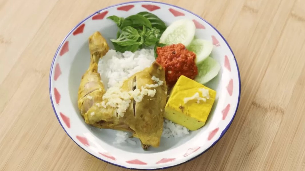 10 Tempat Makan 24 Jam di Bandung yang Wajib Dikunjungi Para Pecinta Kuliner Malam