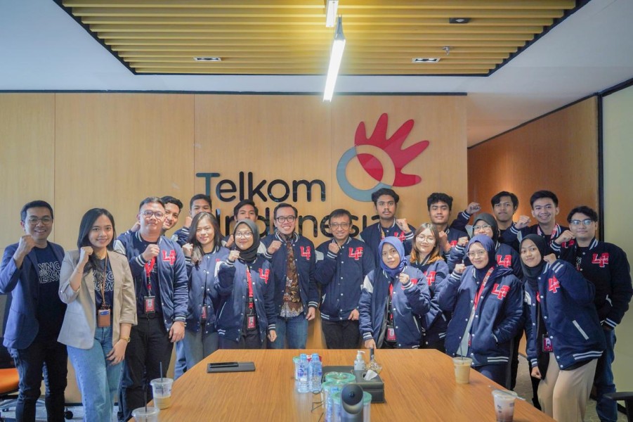 Sejalan dengan Asta Cita, Telkom Beri Akses Pelatihan Digital Gratis agar SDM Indonesia Lebih Siap Hadapi Masa Depan Sejalan dengan Asta Cita, Telkom Beri Akses Pelatihan Digital Gratis agar SDM Indonesia Lebih Siap Hadapi Masa Depan