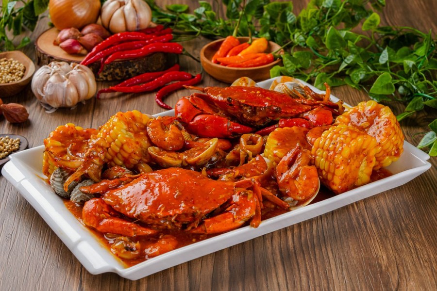 Ratu Indah Seafood, Primadona Baru Pecinta Kuliner Makassar