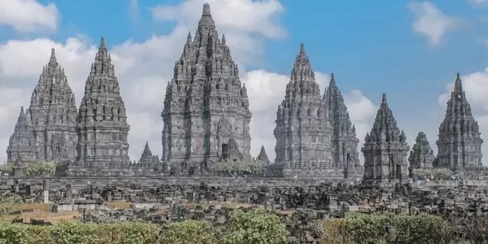 Menjelajahi Keindahan Candi Prambanan Sleman Yogyakarta