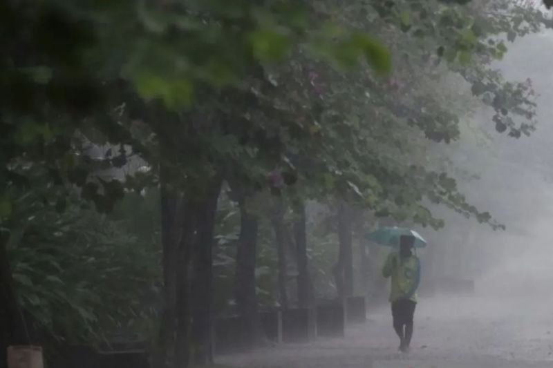 BMKG Memprediksi Sebagian Besar Wilayah Indonesia Diguyur Hujan Ringan Dan Jambi Berawan 2026