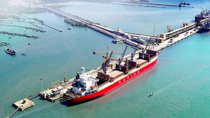 Petrokimia Gresik Tingkatkan Efisiensi Logistik Pupuk Demi Swasembada Pangan melalui Optimalisasi Pelabuhan Hijau