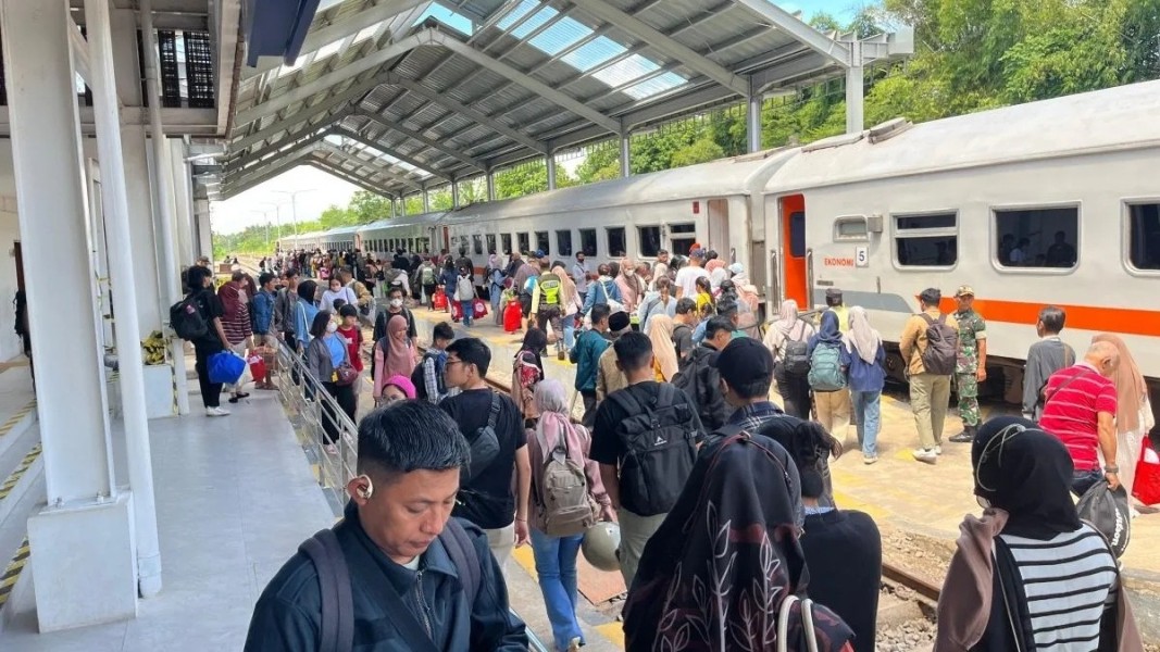 KAI Catat Lonjakan Penumpang 11 Persen Selama Libur Lebaran 2026