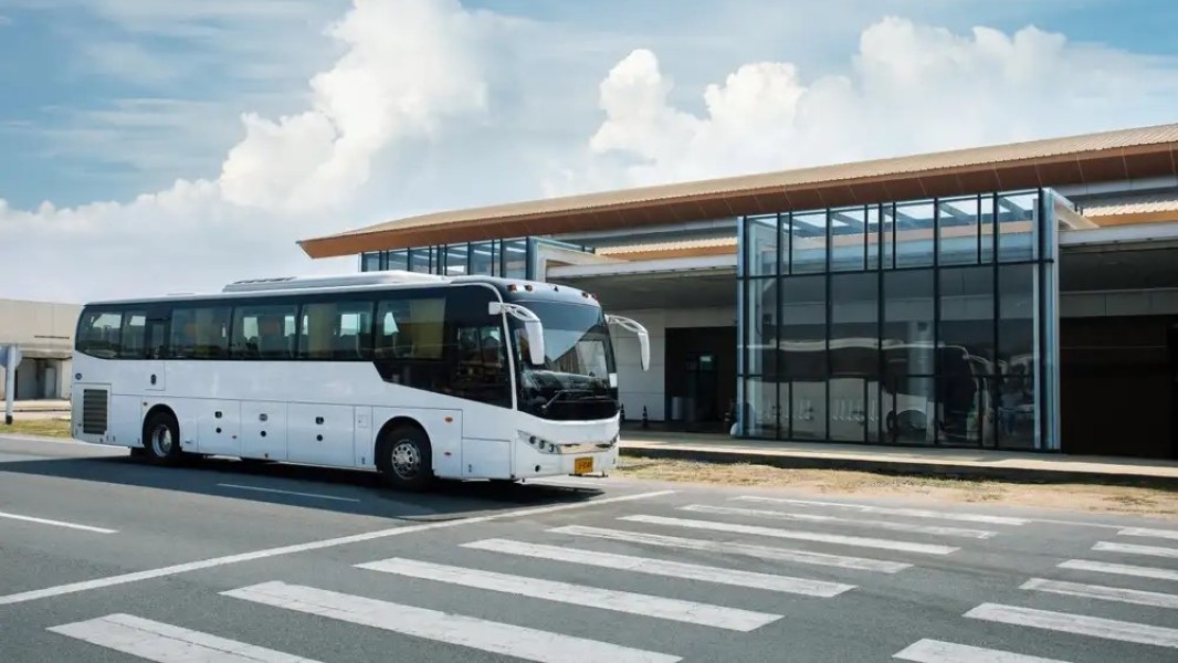 Bus DAMRI Bandara YIA Kembali Beroperasi, Ini Jadwal Lengkap, Rute, dan Tarif Terbarunya