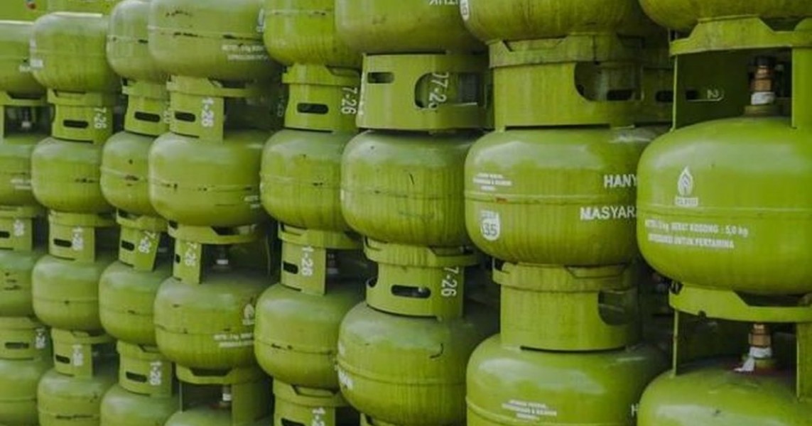 Kelangkaan Gas Elpiji 3 Kg Bikin Warga Bali Kesulitan