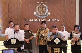 Kerugian Negara Rp300 Triliun dalam Kasus Korupsi Timah: Pakar Hukum Pertanyakan Metode Penghitungan