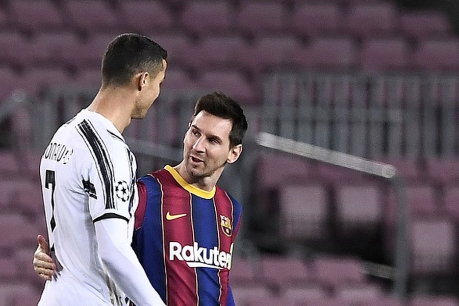 Ronaldo Puji Messi Siap Tempur Lagi