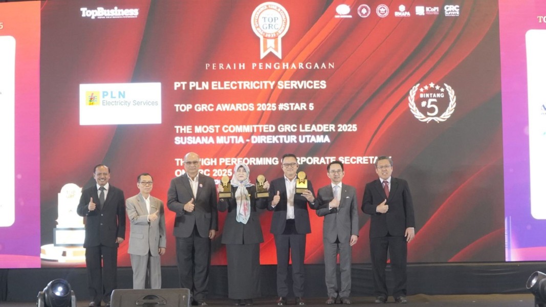 Komit Jalankan Bisnis Keberlanjutan melalui Praktik GRC, PLN Electricity Services Raih 3 Penghargaan Bergengsi di TOP CSR Awards 2025