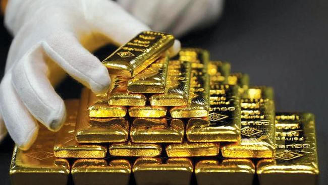 Emas Mencuri Perhatian Saat Data Tenaga Kerja Mendatar