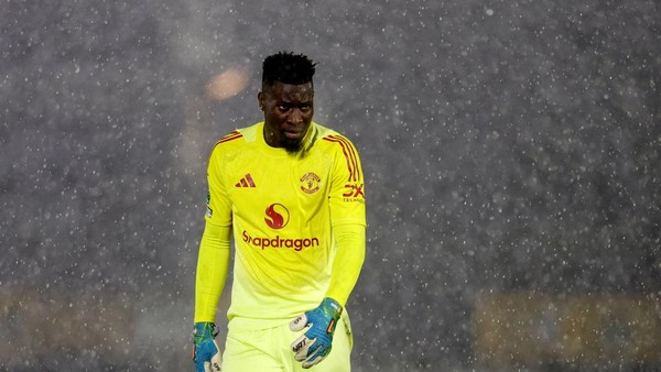 Manchester United Pinjamkan Andre Onana ke Trabzonspor Musim Ini