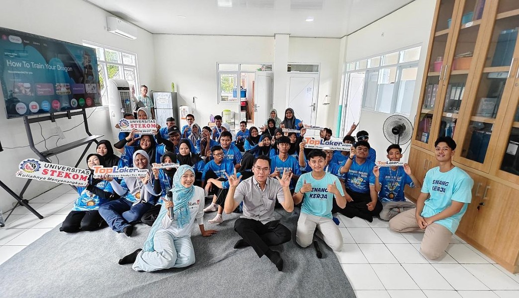 Universitas STEKOM Raih Peringkat 3 Hibah ULD Kategori 1 Nasional 2026