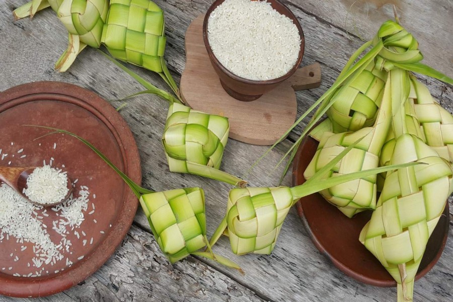 Rahasia Ketupat Lebaran Kenyal Tidak Mudah Basi Ala Chef Profesional