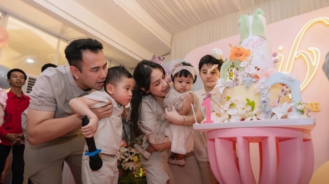 Pesona Anak Artis Raffi Ahmad dan Nagita Slavina